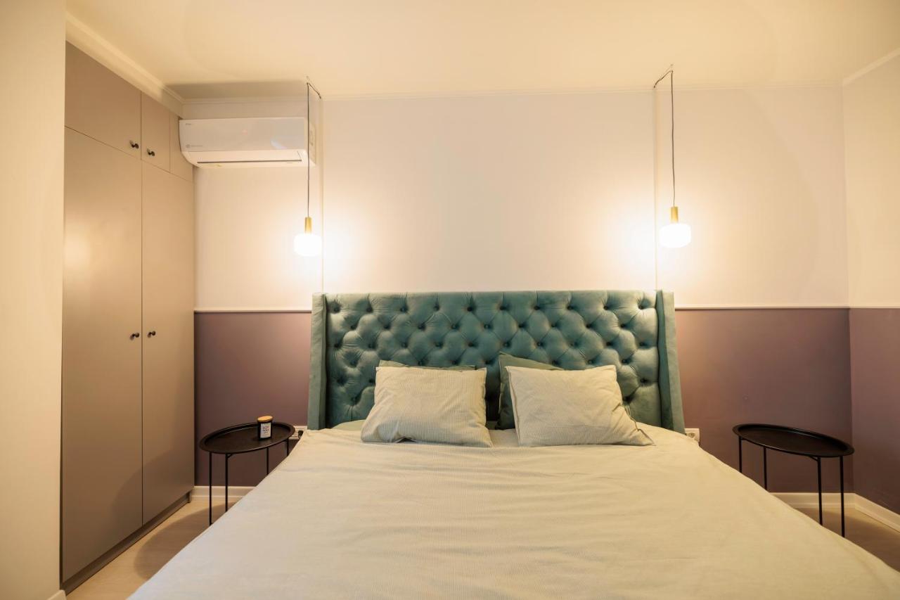 Apartmán Downtown Hidden Garden With Jacuzzi In Bukurešť Exteriér fotografie
