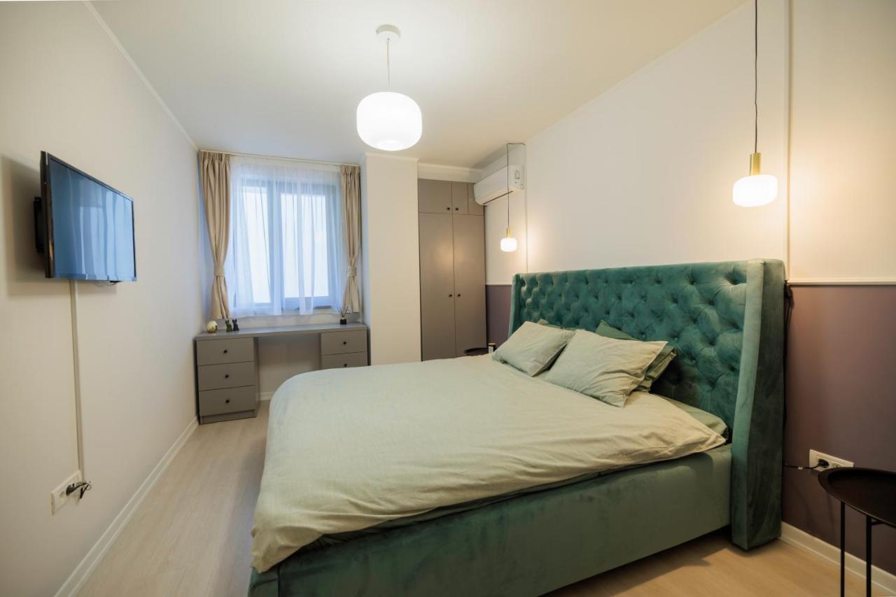 Apartmán Downtown Hidden Garden With Jacuzzi In Bukurešť Exteriér fotografie